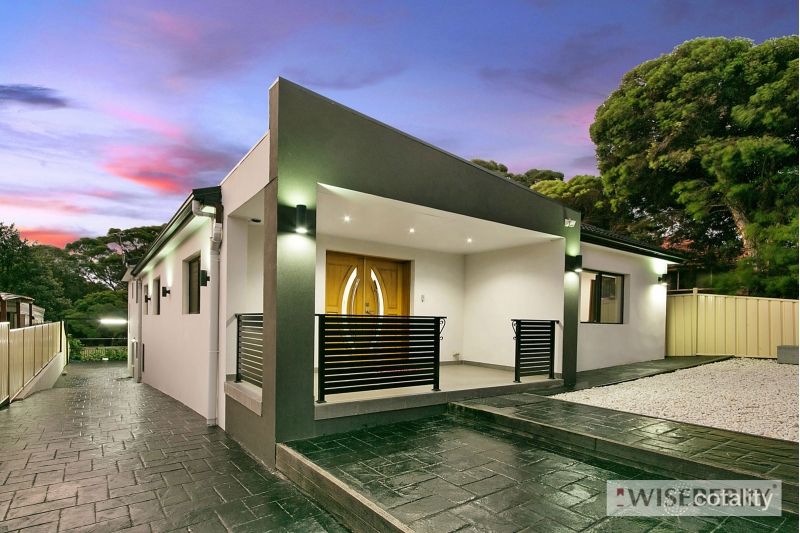 146 Hillcrest Ave, Greenacre, NSW 2190