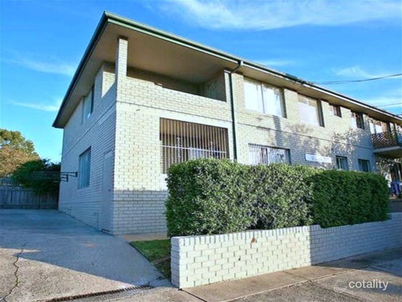 2/53 Benaroon Rd, Belmore, NSW 2192