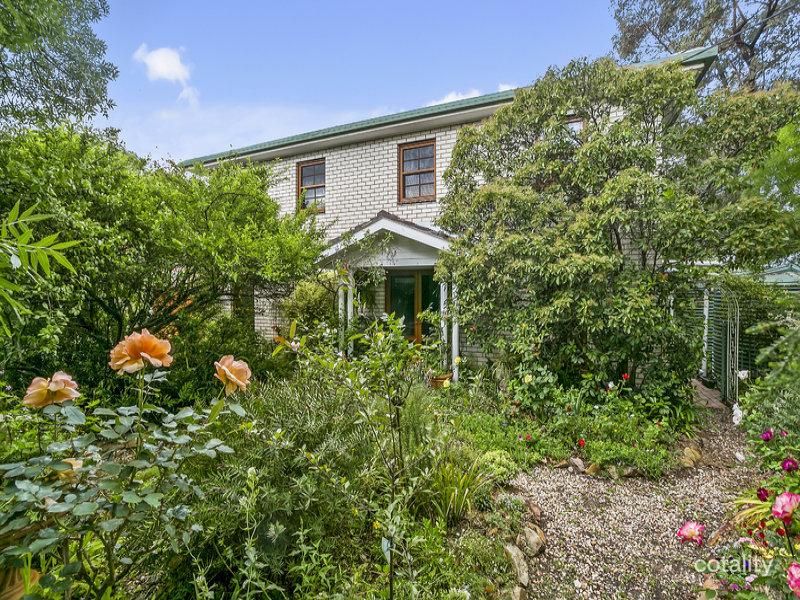 321 Guys Hill Rd, Strathfieldsaye, VIC 3551