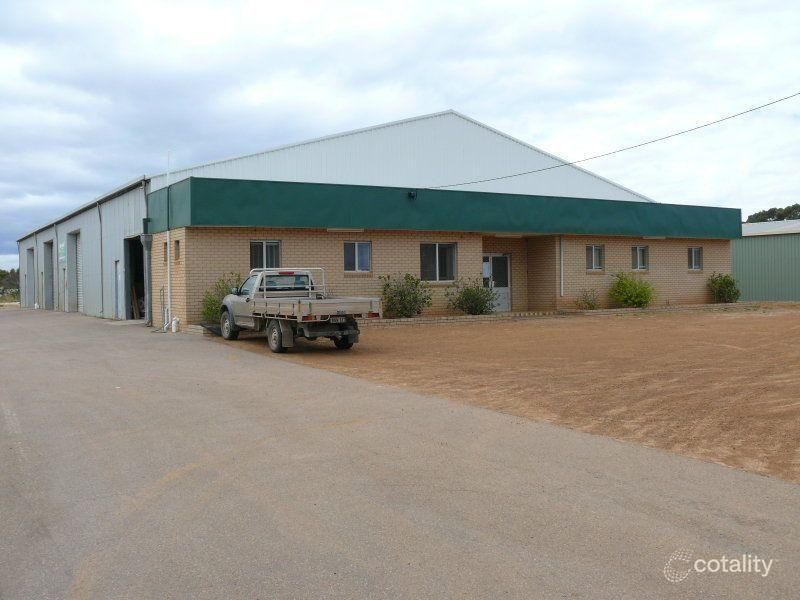 8 Gilpin St, Chadwick, WA 6450