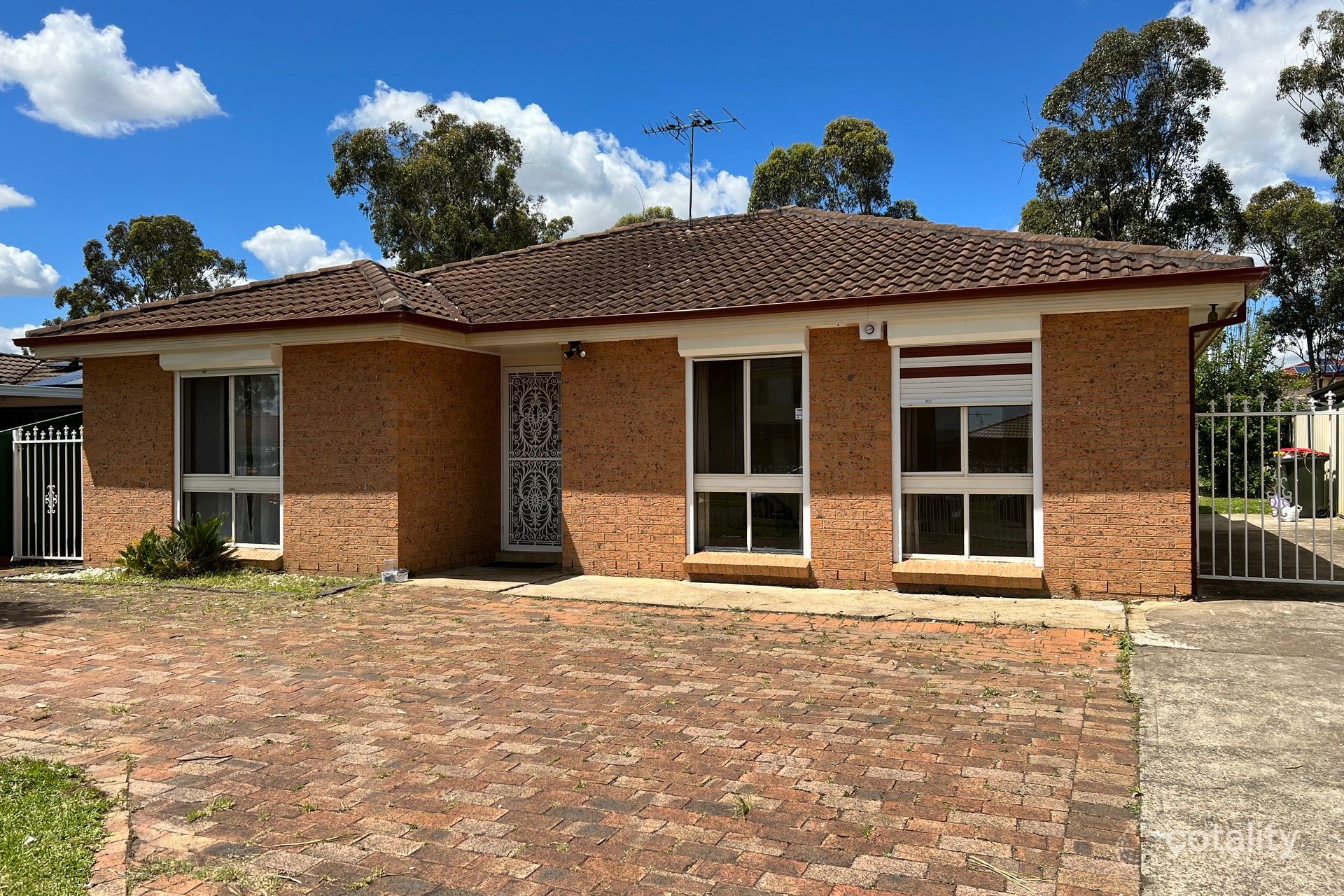 32 Lamerton St, Oakhurst, NSW 2761