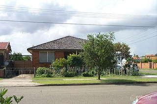 33 Collins St, Belmore, NSW 2192