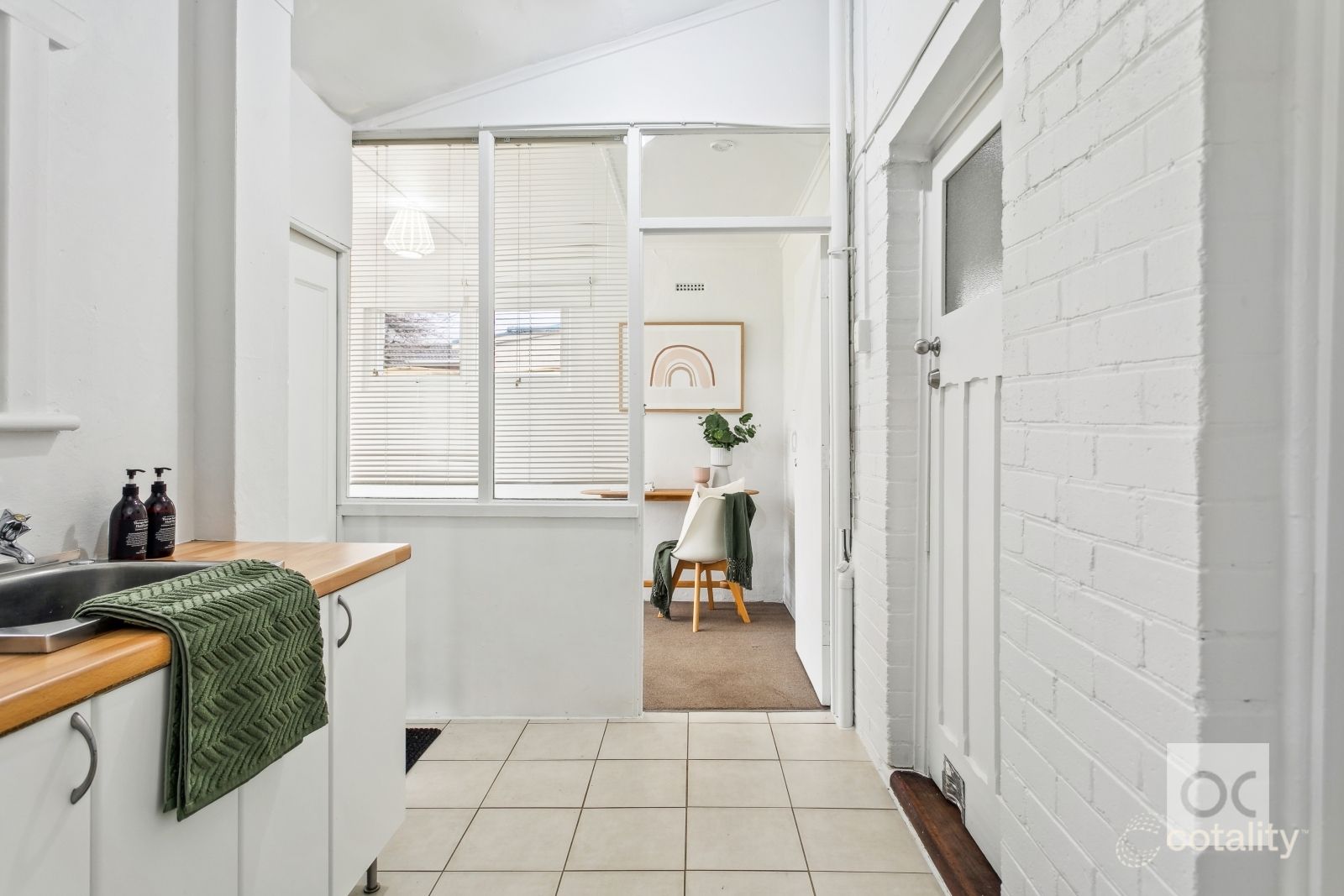 16 East Pde, Kingswood, SA 5062