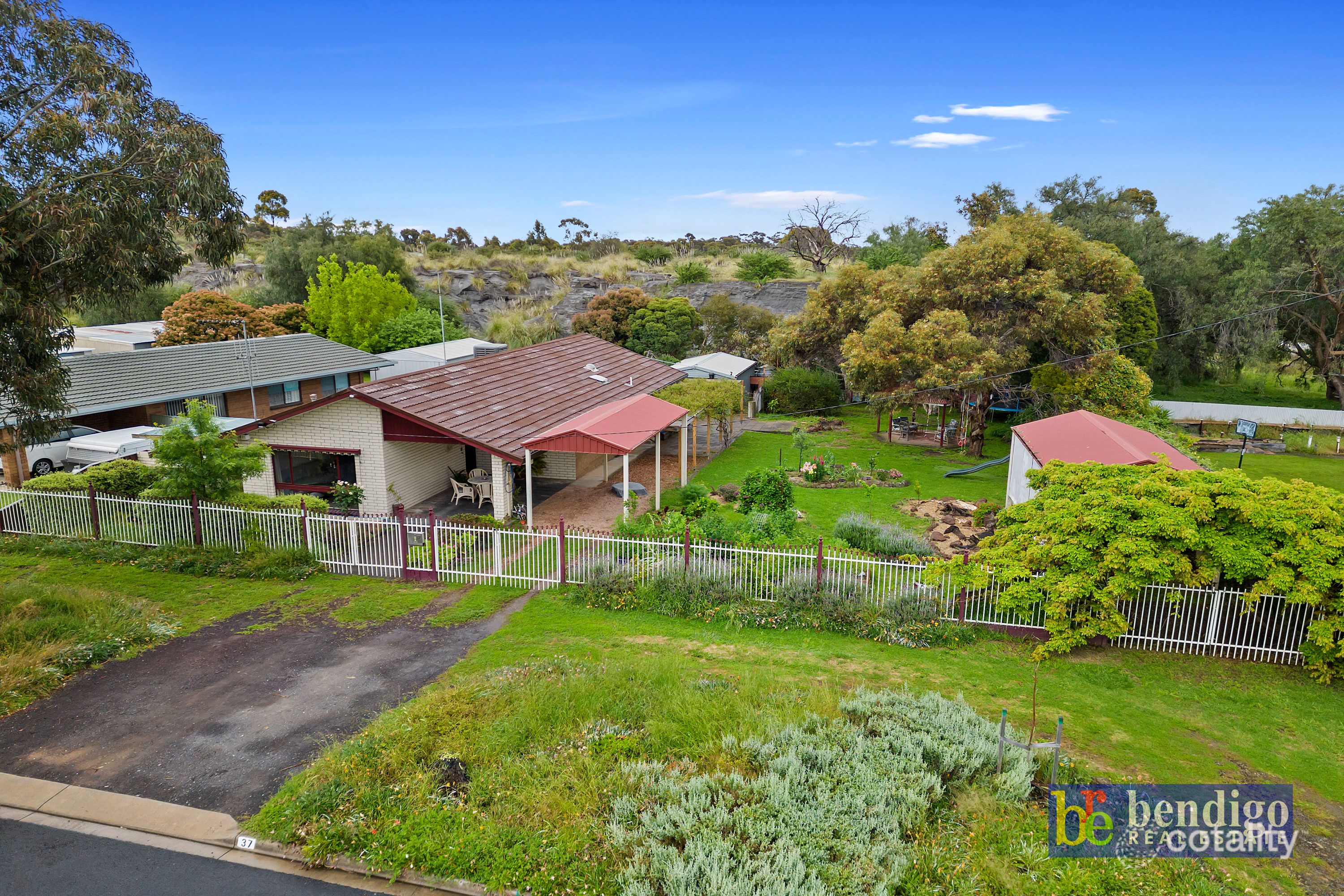 37-39 Lester St, Sailors Gully, VIC 3556