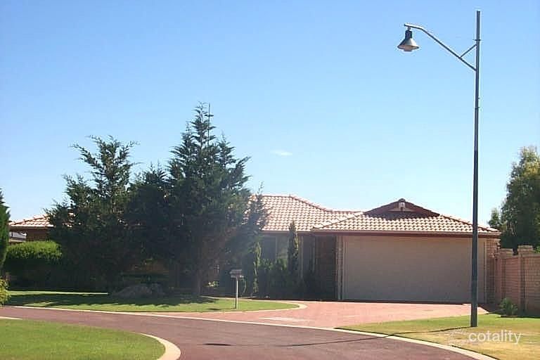 8 Menton Pl, Secret Harbour, WA 6173