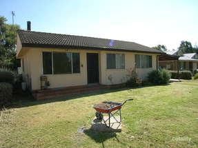 17 Knowle Rd, Aylmerton, NSW 2575