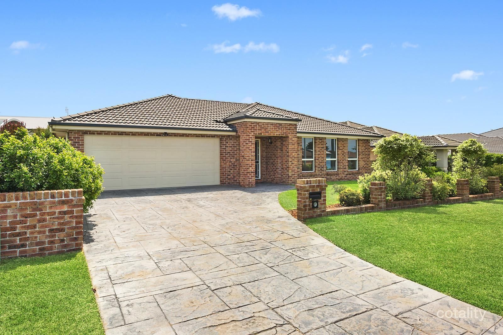 102 Walker St, Helensburgh, NSW 2508
