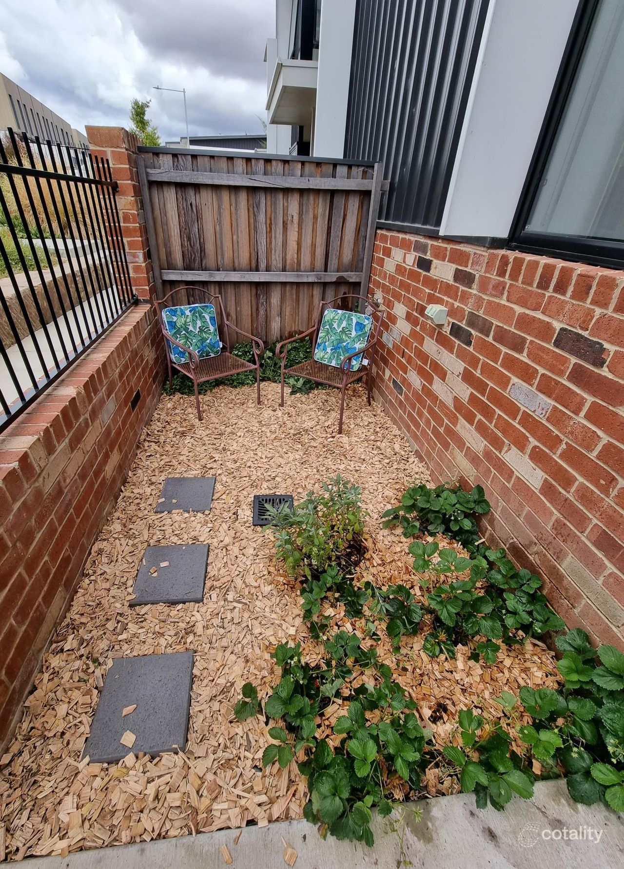 18/2 Eureka Way, Denman Prospect, ACT 2611