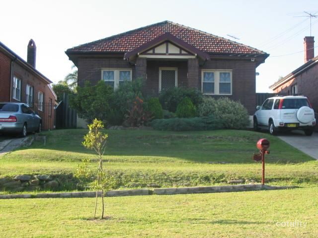 10 Johnston St, Earlwood, NSW 2206