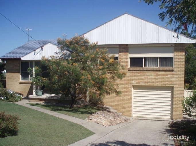 4 Peta Cl, Belmont North, NSW 2280