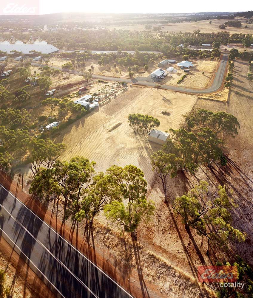 187 Narrogin Rd, Williams, WA 6391