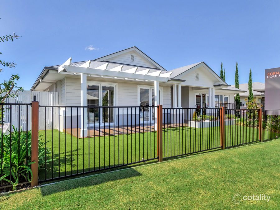 26 Brook Cres, Burpengary East, QLD 4505