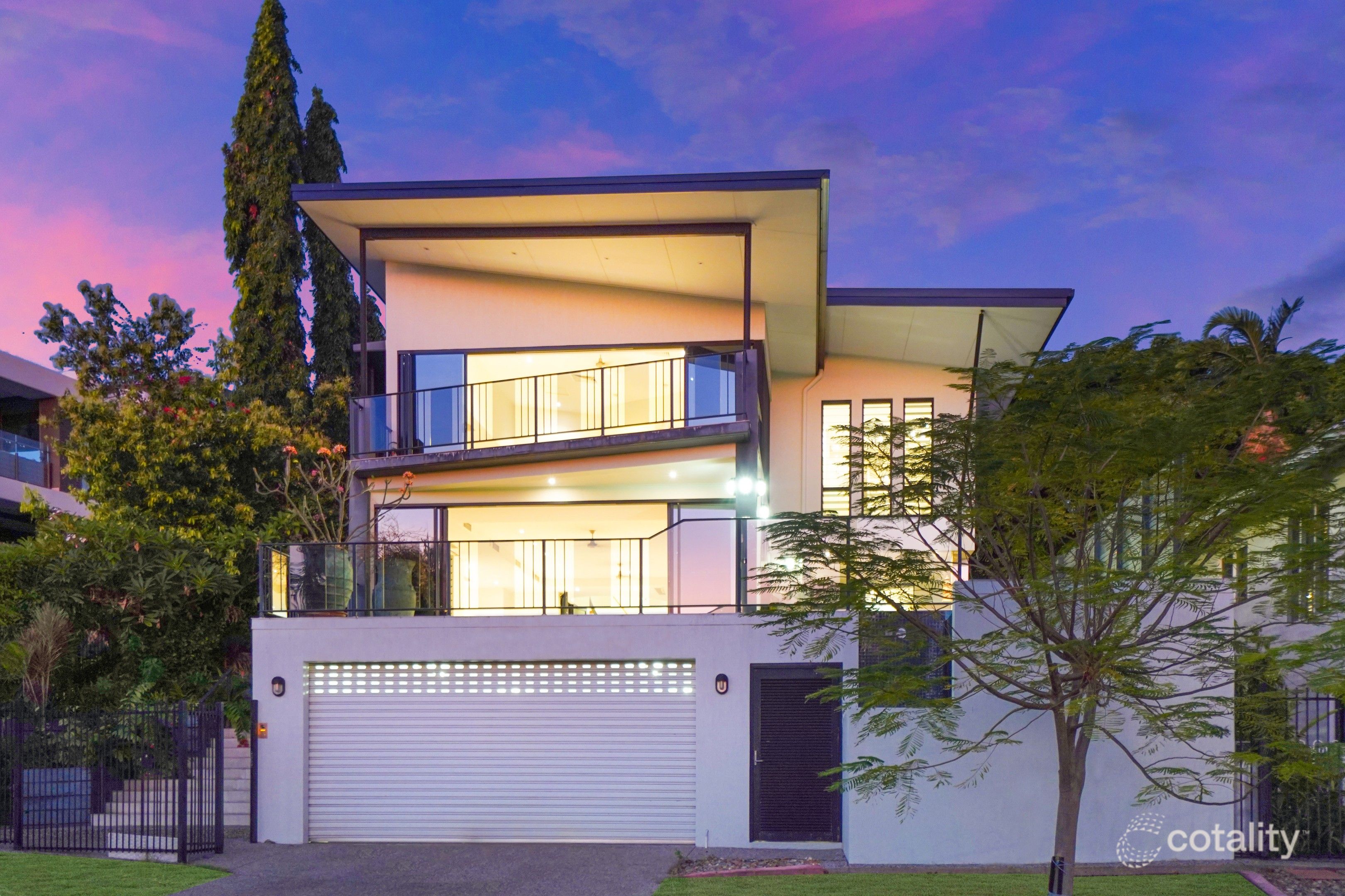 15 Cullen Bay Cres, Larrakeyah, NT 0820