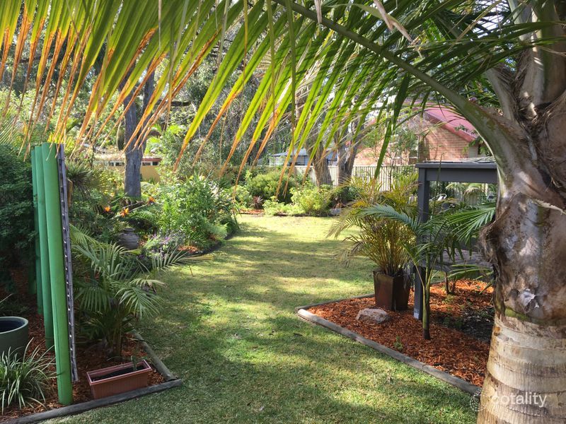 16 Lackersteen St, Callala Bay, NSW 2540