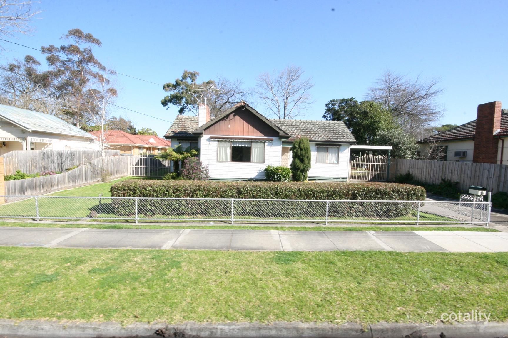 8 Cypress Ave, Boronia, VIC 3155