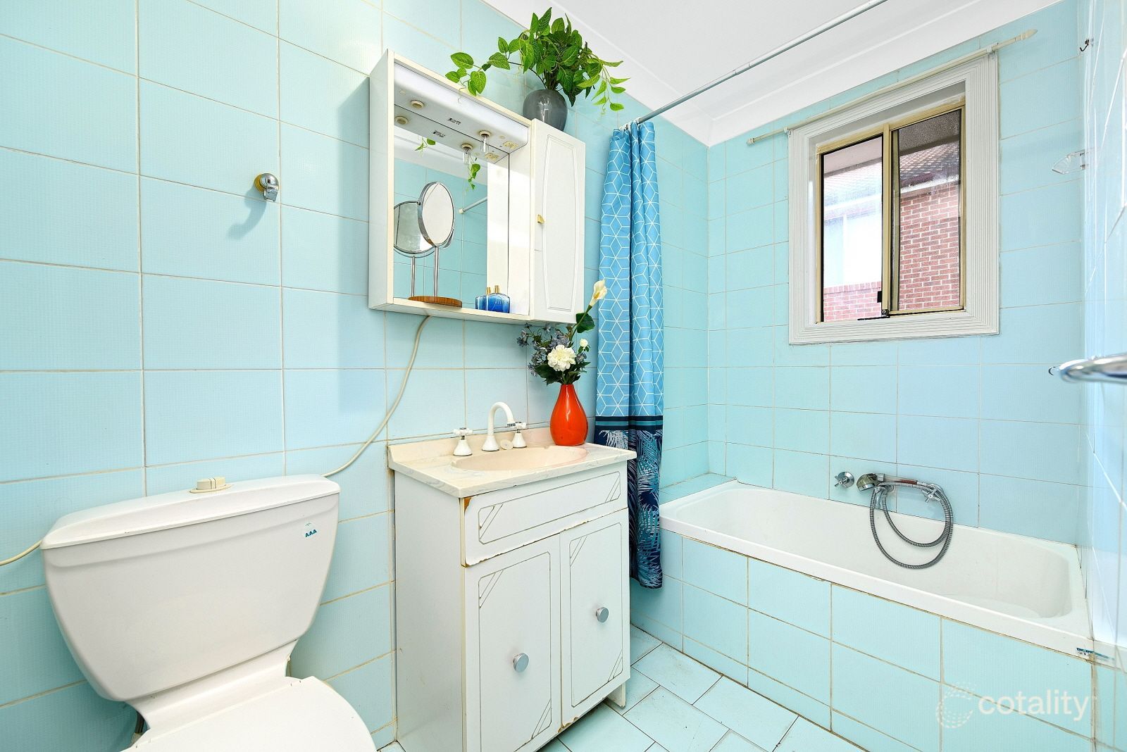 1/216 Old Kent Rd, Greenacre, NSW 2190