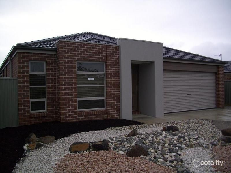 18 Greenhalghs Rd, Delacombe, VIC 3356