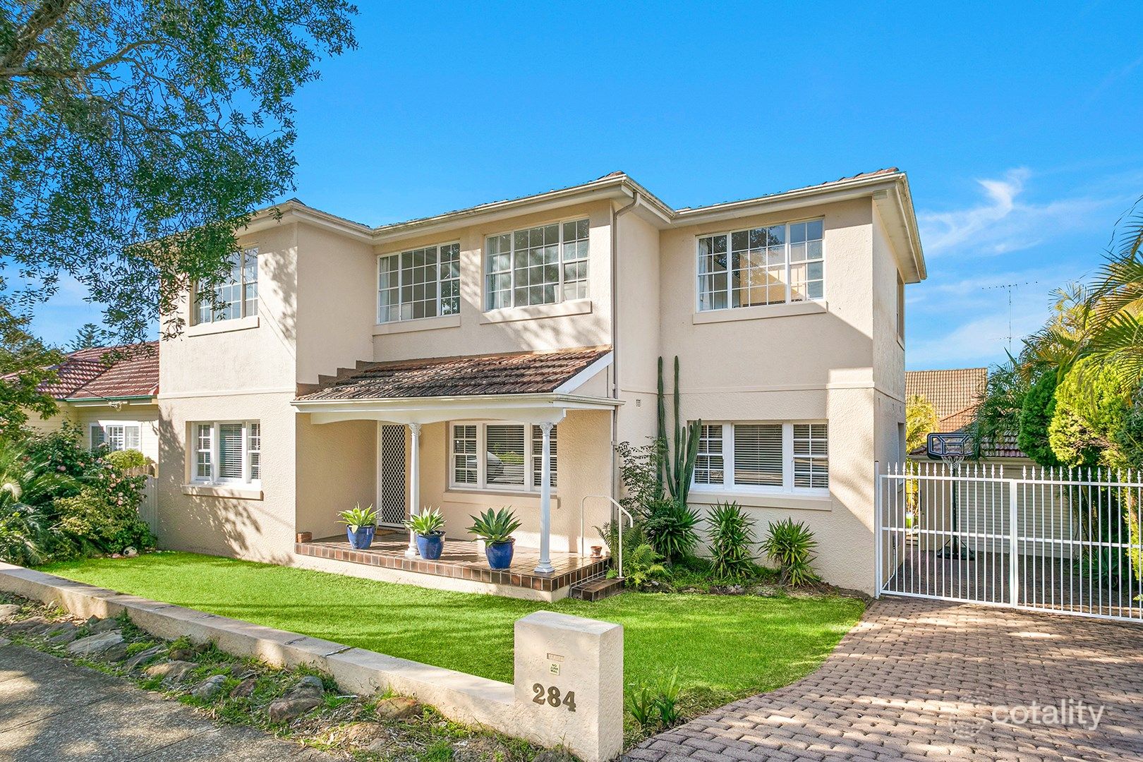 284 Connells Point Rd, Connells Point, NSW 2221