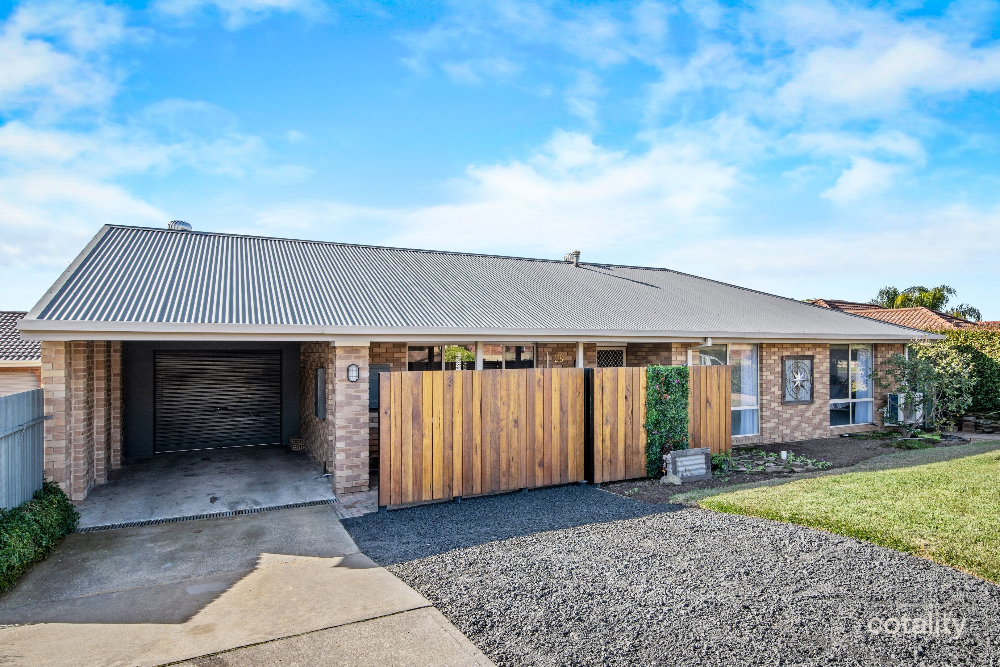 28 Nightingale Ave, West Wodonga, VIC 3690