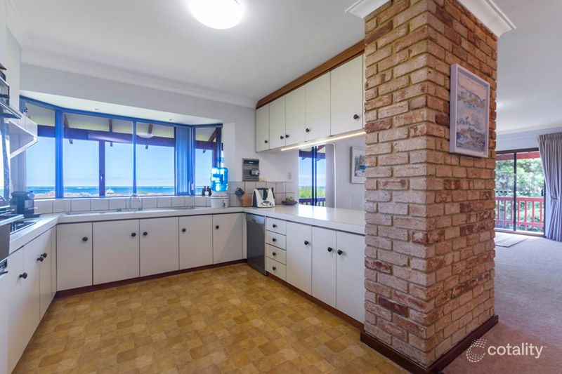 72 Gingin Rd, Lancelin, WA 6044