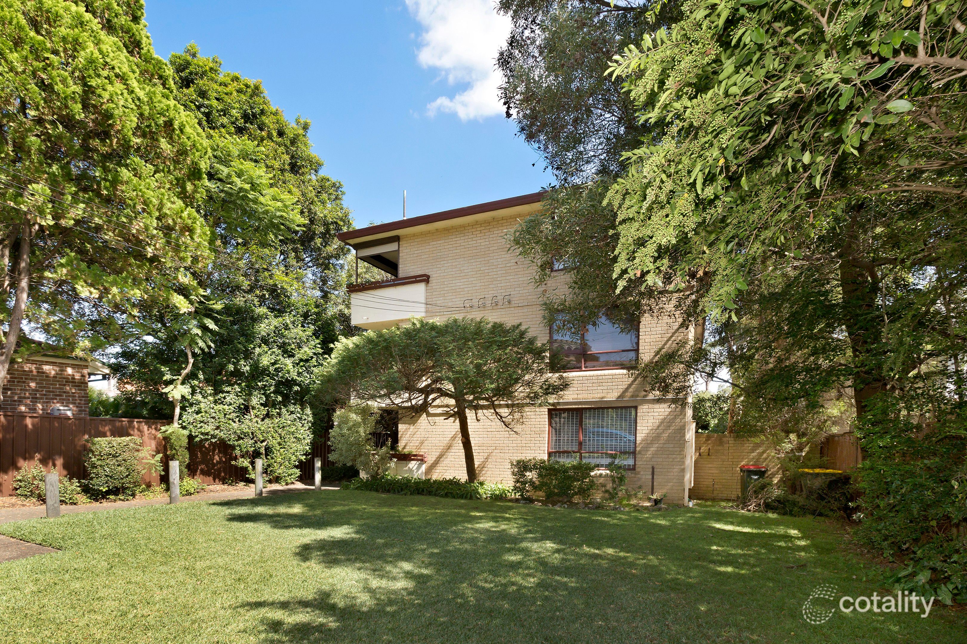 2/84 Alt St, Ashfield, NSW 2131