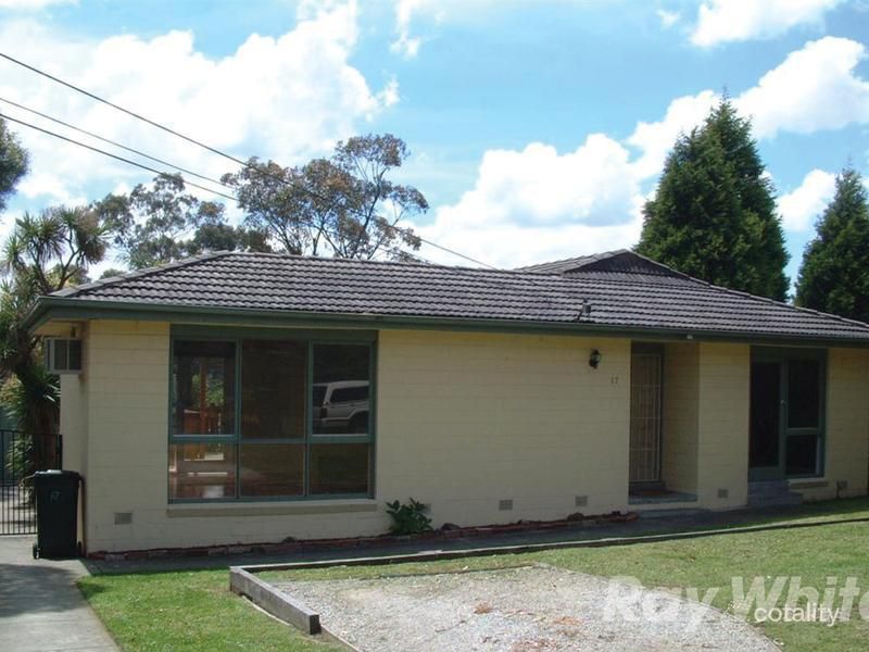 17 Landsborough Ave, Wheelers Hill, VIC 3150