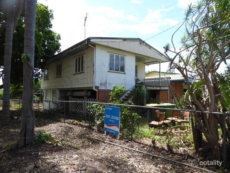 18 Short St, Woody Point, QLD 4019