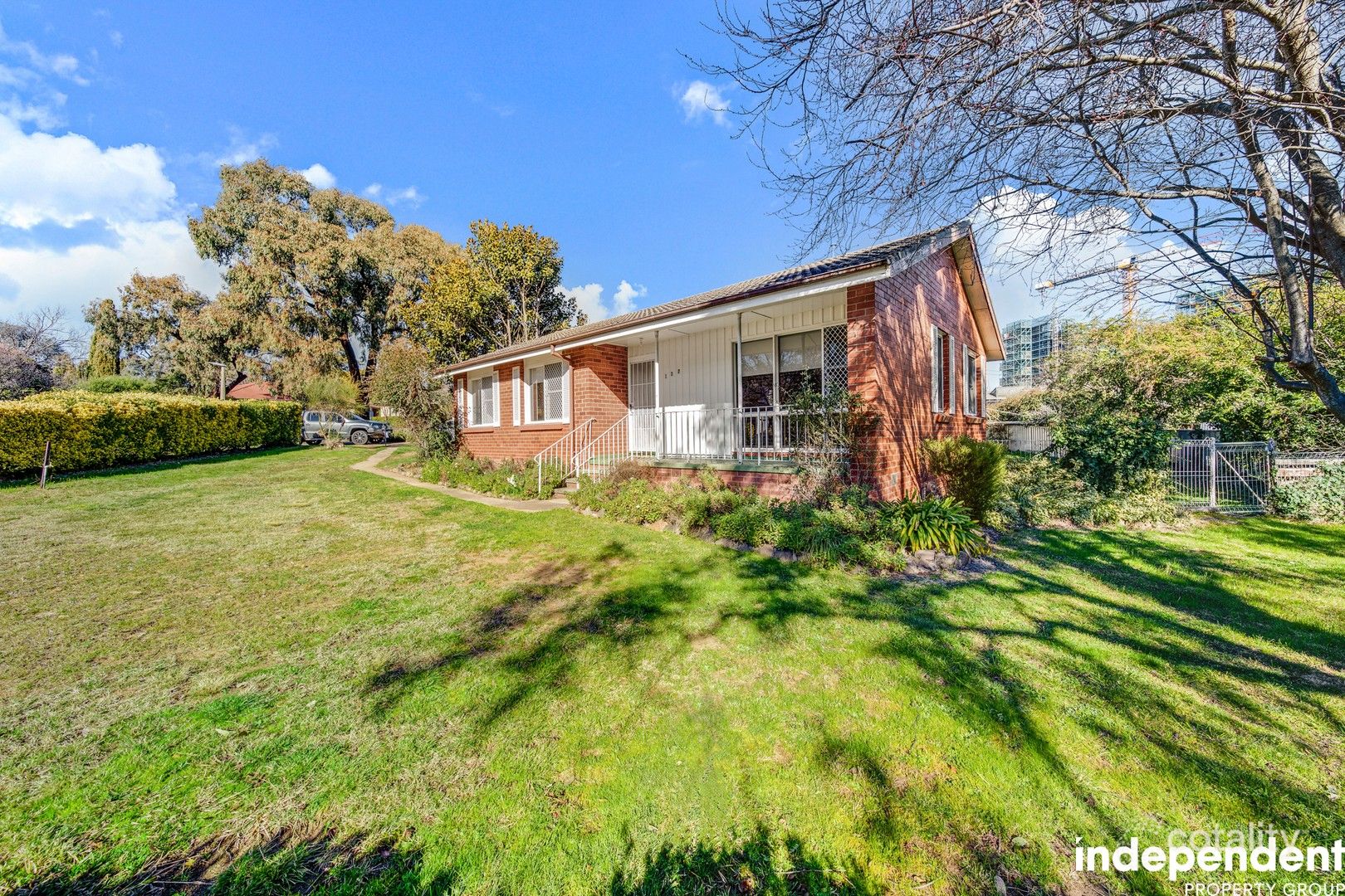 127 Gilmore Cres, Garran, ACT 2605