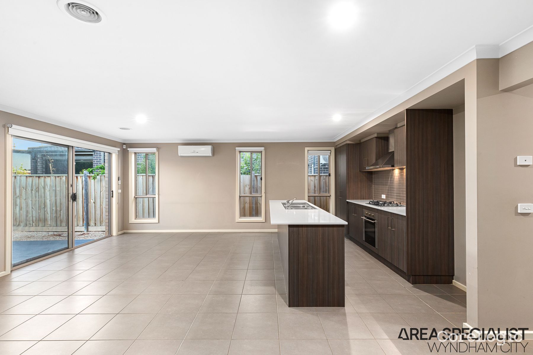 10 Harker Esp, Tarneit, VIC 3029