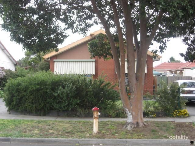 2/27 Shand Rd, Reservoir, VIC 3073