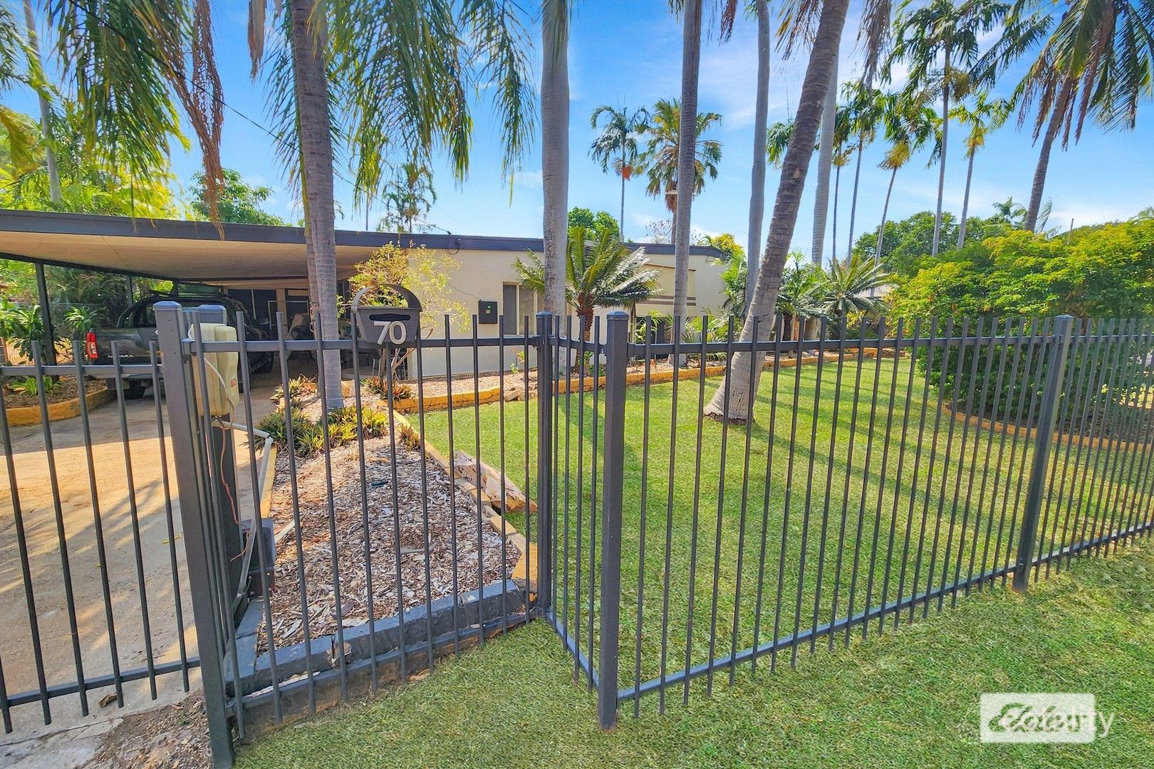 70 Lockheed Rd, Katherine, NT 0850