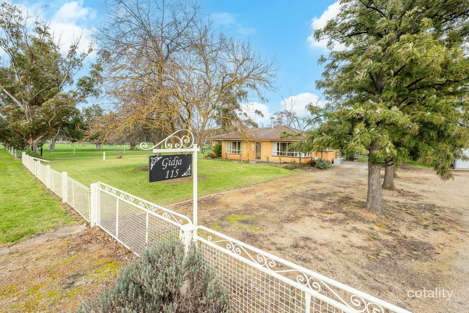 115 Pine Lodge North Rd, Pine Lodge, VIC 3631