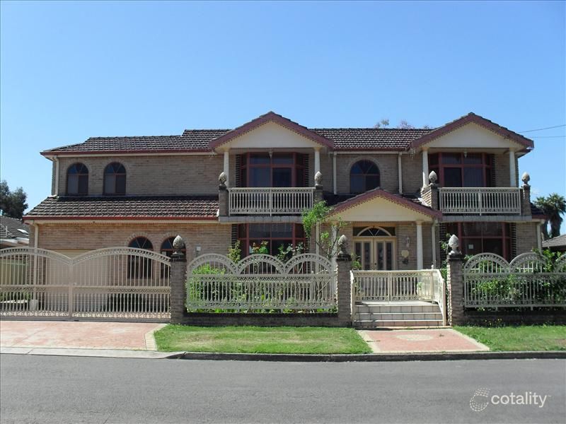 29 Smith Cres, Liverpool, NSW 2170