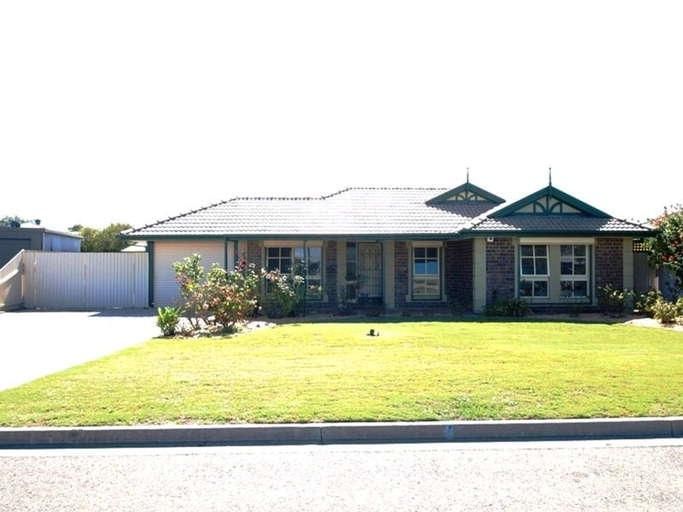 13 Heathersay Ave, Aldinga Beach, SA 5173
