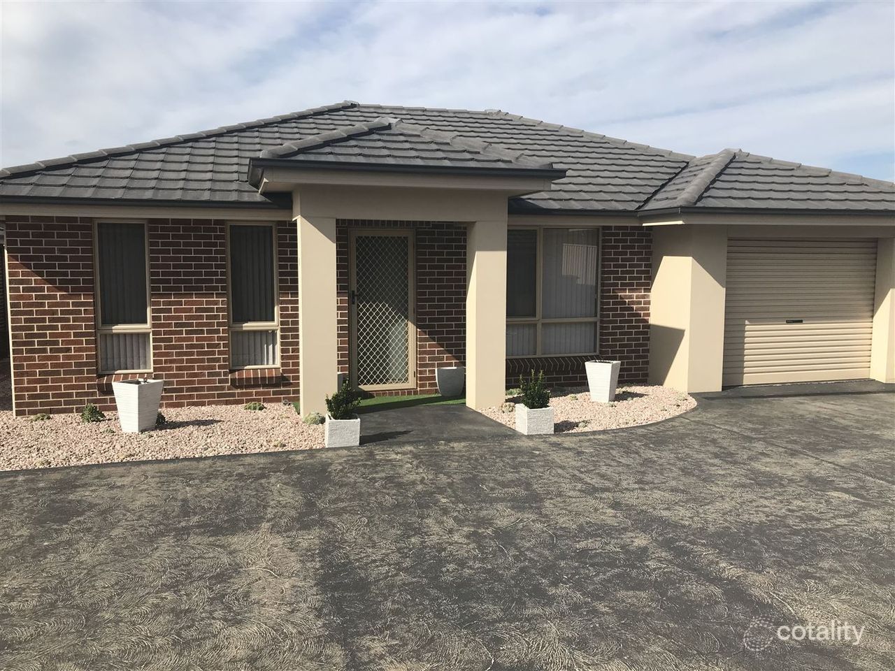 3/6 Rowena Ct, Devonport, TAS 7310