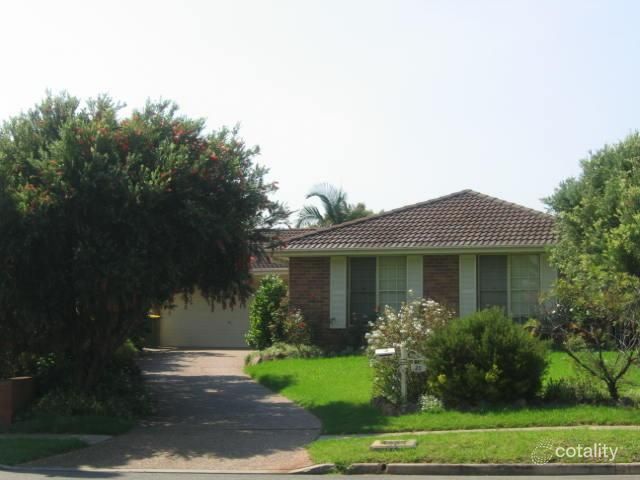 20 Kingfisher Ave, Bossley Park, NSW 2176