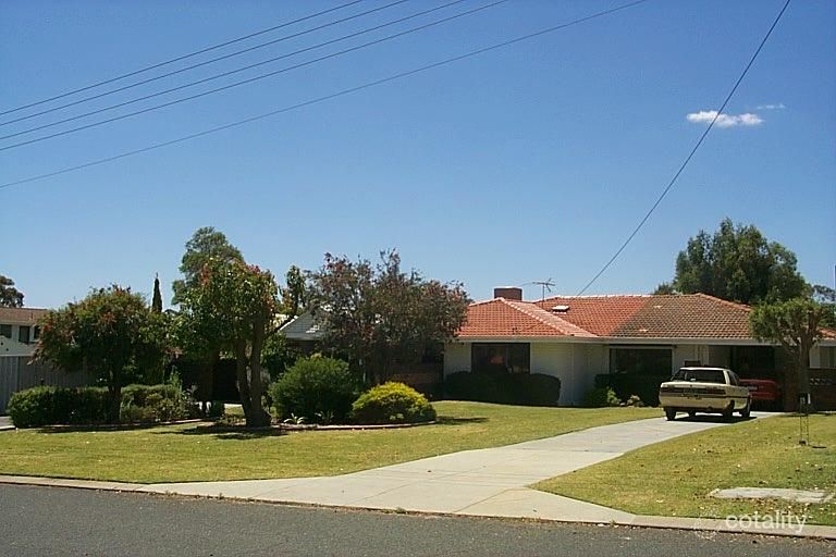 6a Western Ave, Yokine, WA 6060