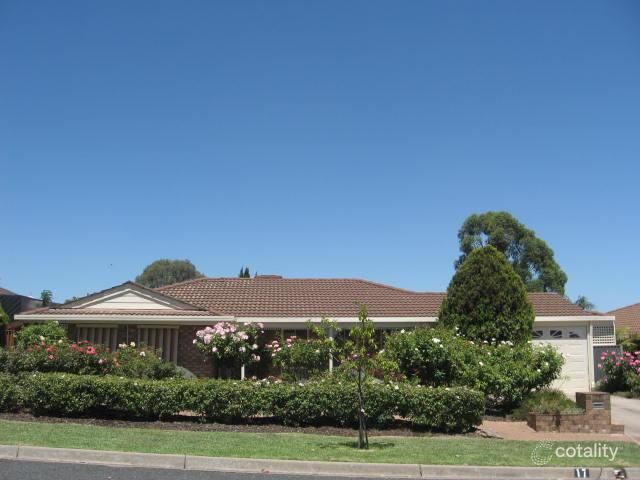 17 Whitmore St, Redwood Park, SA 5097
