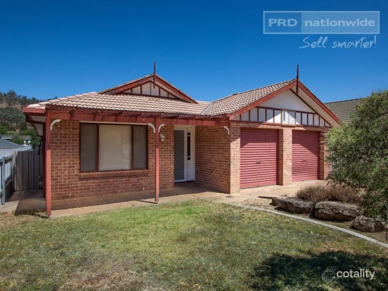 16 Kilpatrick St, Kooringal, NSW 2650
