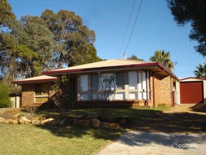 39 Broadfoot St, Kearneys Spring, QLD 4350