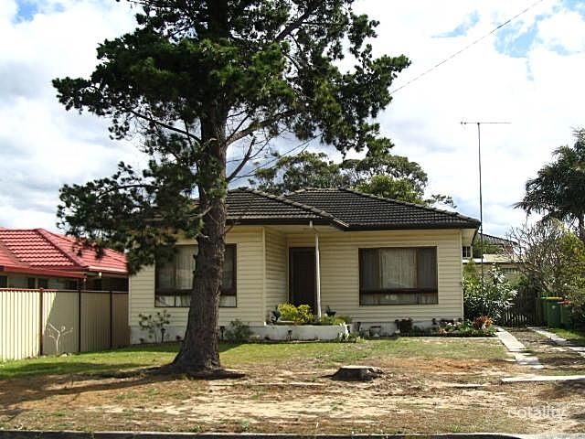 153 Barrenjoey Rd, Ettalong Beach, NSW 2257