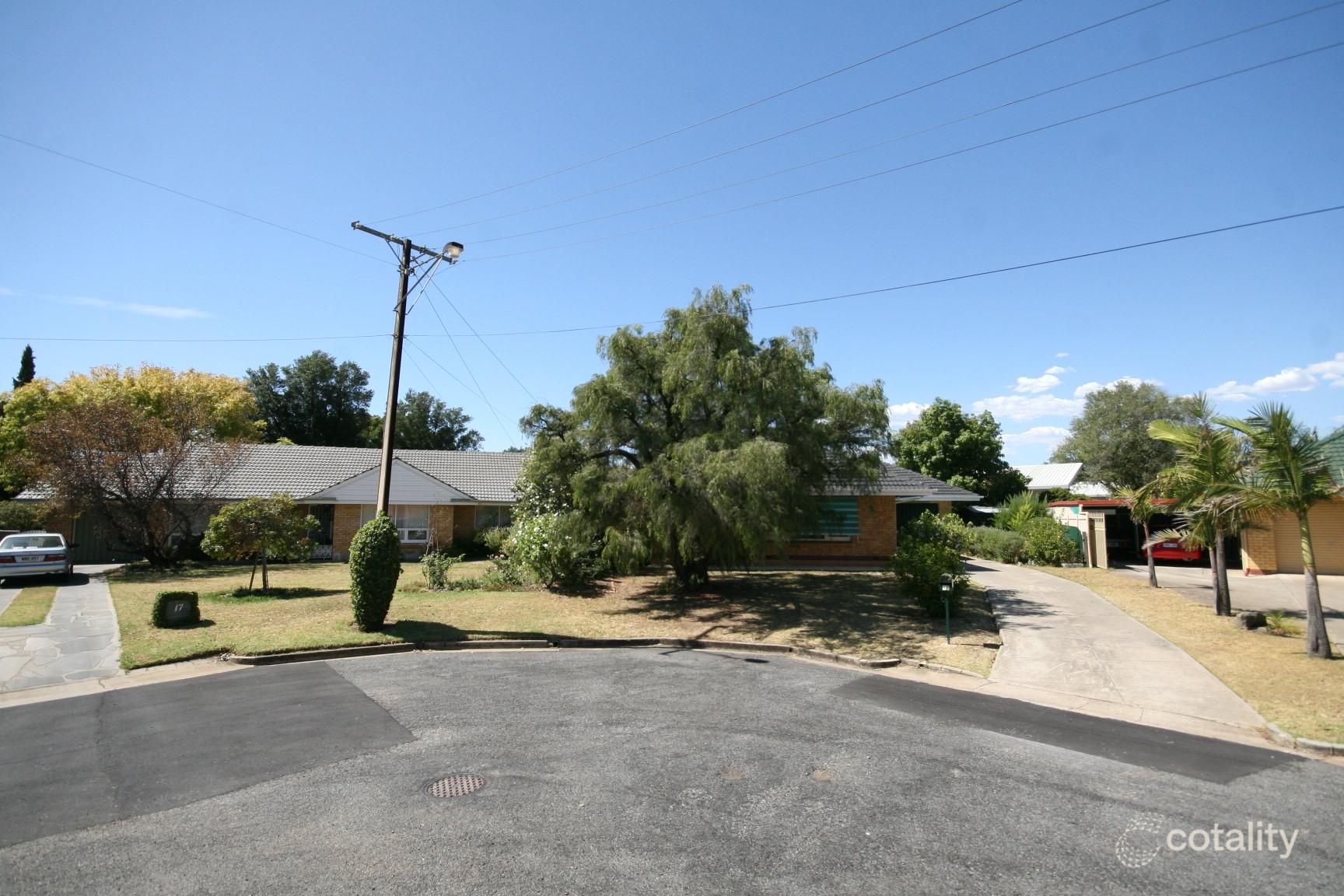 19 Lancelot Dr, Daw Park, SA 5041