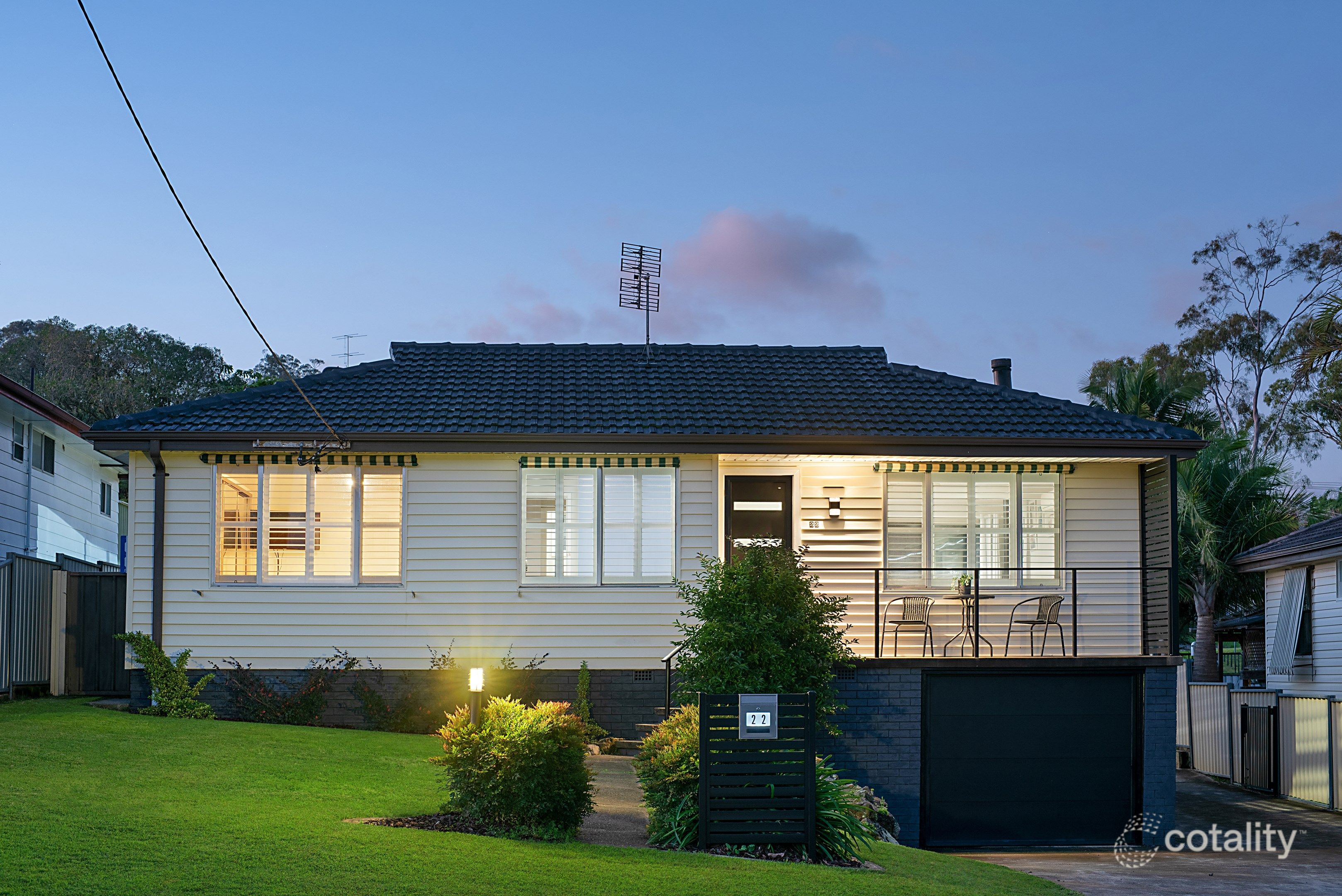 22 Mirambeena St, Belmont North, NSW 2280