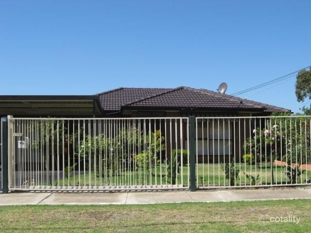 34 Tarlee Dr, Albanvale, VIC 3021