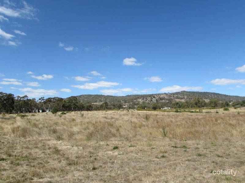 24 Elys Lane, Harcourt, VIC 3453