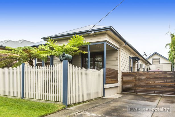 6 Mowbray Cres, Adamstown, NSW 2289
