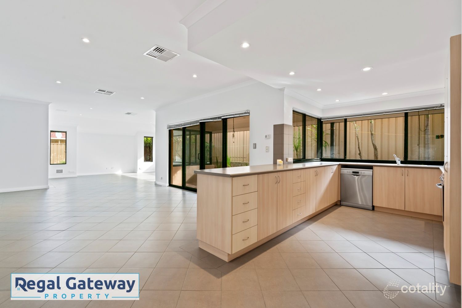 40 Honeyeater St, Beeliar, WA 6164