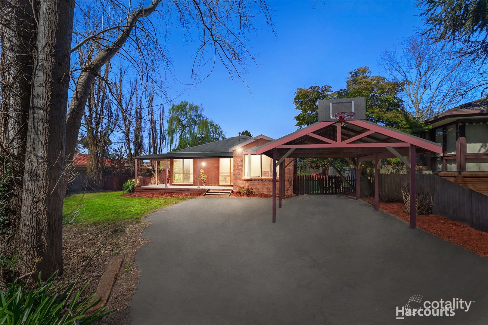 10 Churchill St, Warragul, VIC 3820