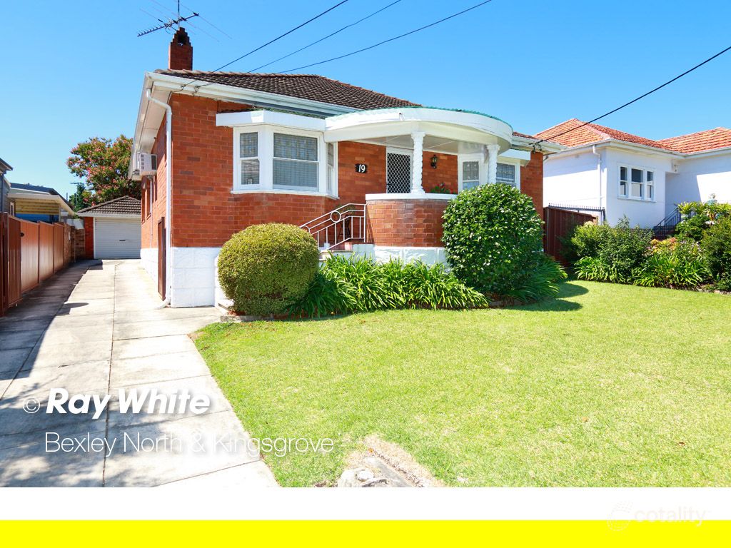 19 Ada St, Kingsgrove, NSW 2208