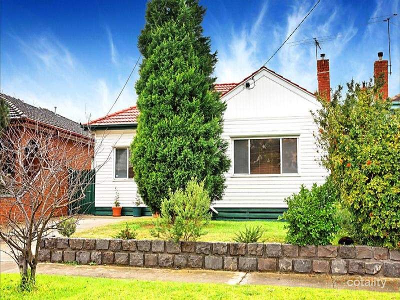 10 Lucas St, Reservoir, VIC 3073